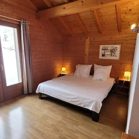 Chalet Lumineux 3* Proche Et Pistes, Calme, 80m Vtt/ski, 2 Parkings, Wifi, Equipe Pour 10 Pers. - Fr-1-598-87 Les Gets